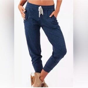 Vuori Women’s Performance Jogger - Navy Heather